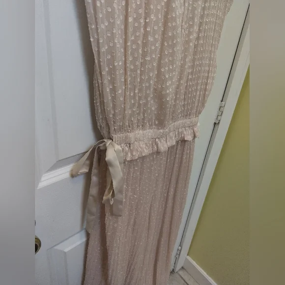 Zara Cream Midi Dress - Picture 9 of 14